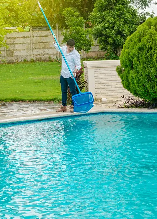 Weekly Pool Cleaning Maintenance